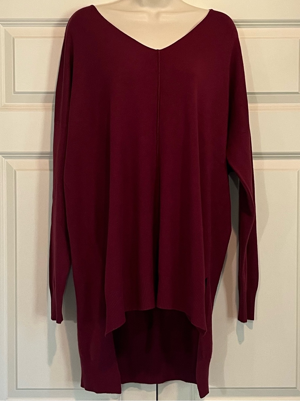 Zenana Premium Center Seam Drop Sleeve V Neck Knit Sweater Size Large
